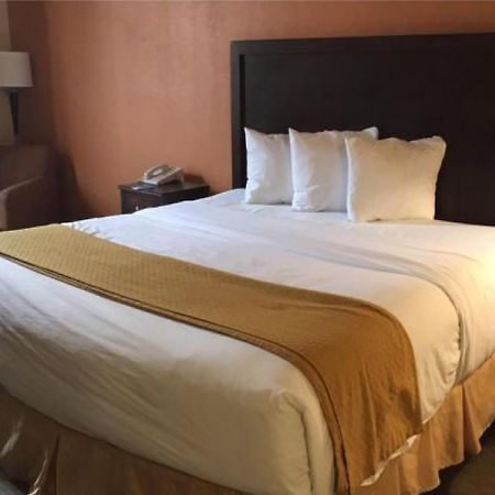 Quality Inn & Suites Muskogee Εξωτερικό φωτογραφία