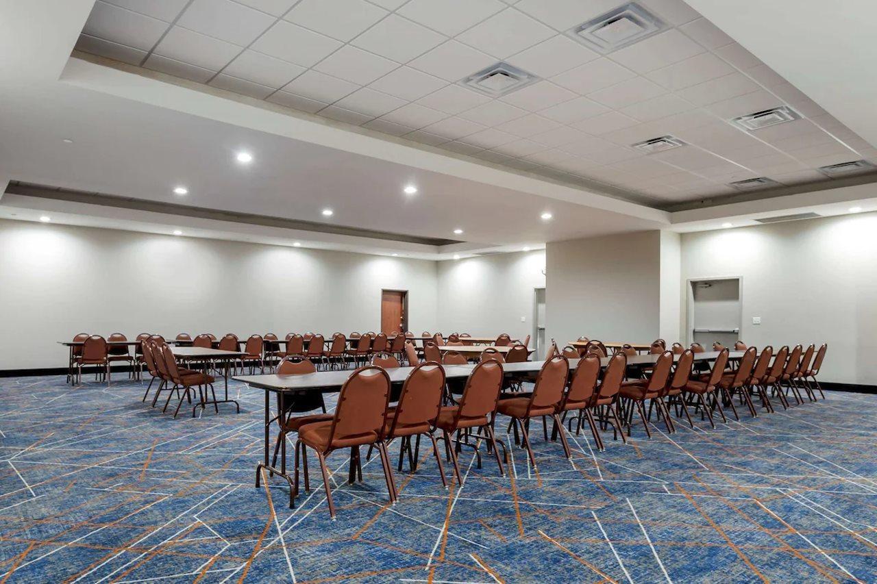 Quality Inn & Suites Muskogee Εξωτερικό φωτογραφία